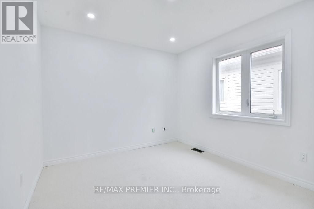 51 SASCO WAY Image 34