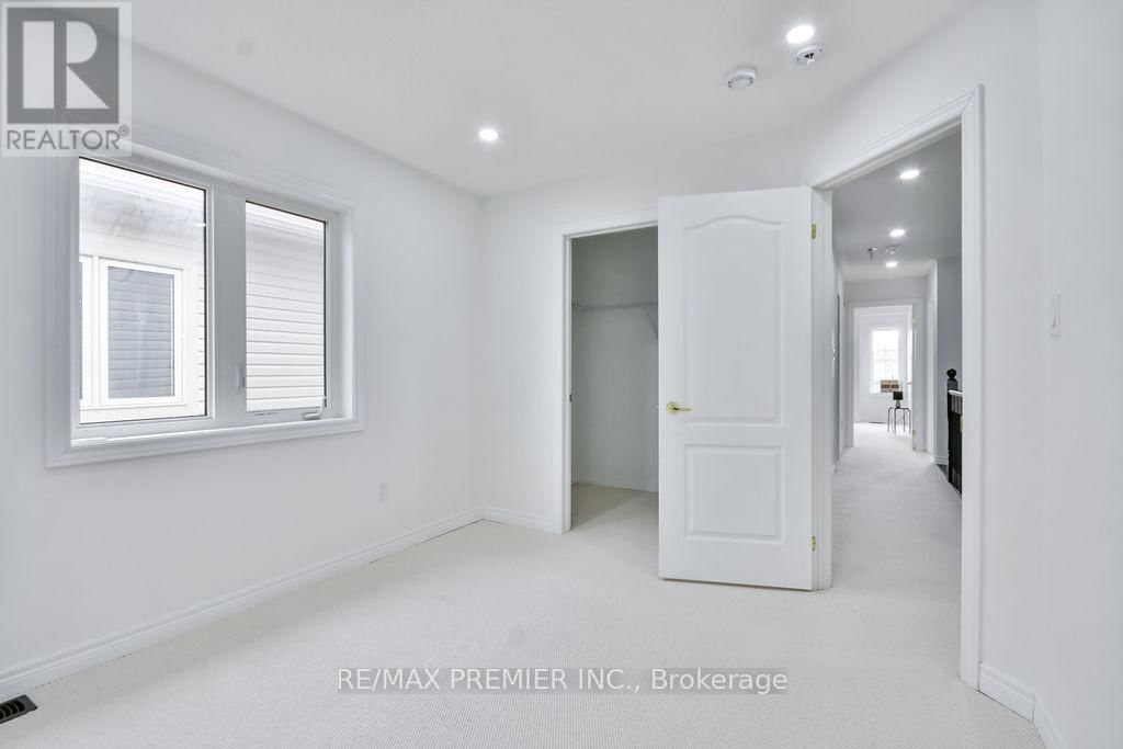 51 SASCO WAY Image 35