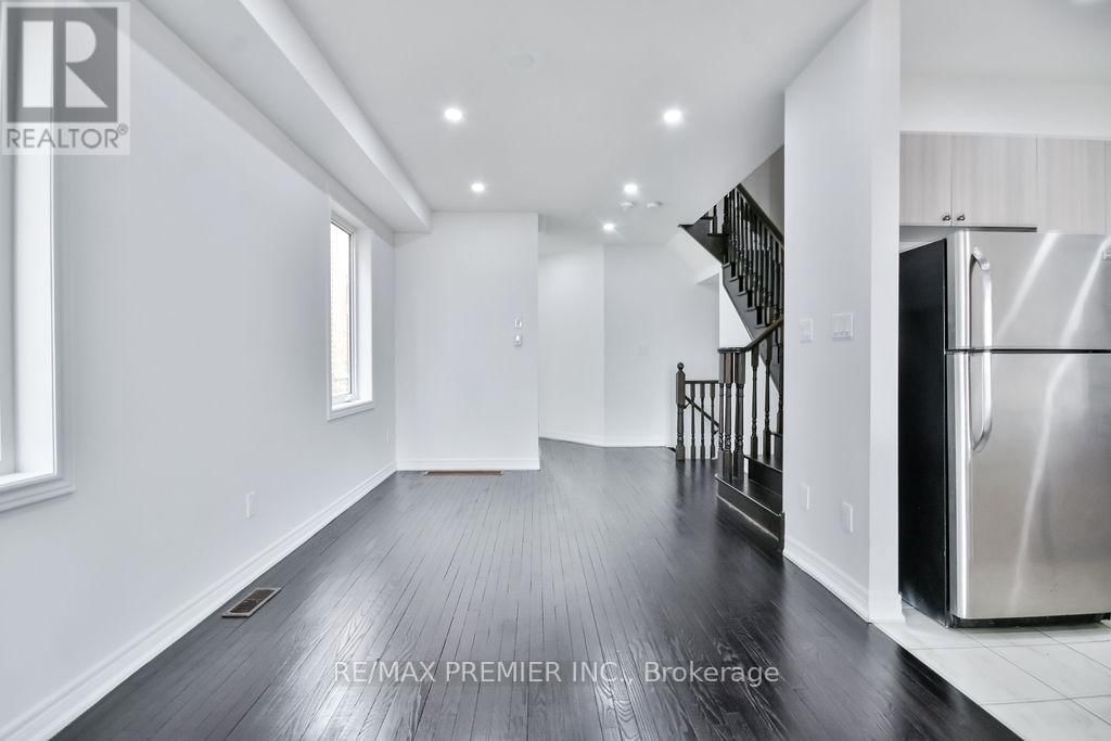 51 SASCO WAY Image 9