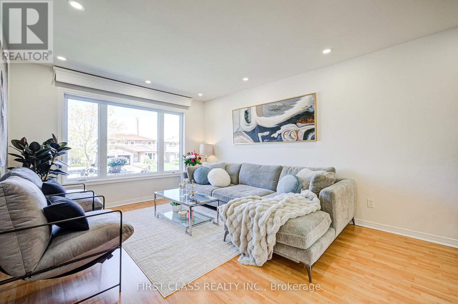 199 MILLER PARK AVENUE Image 16