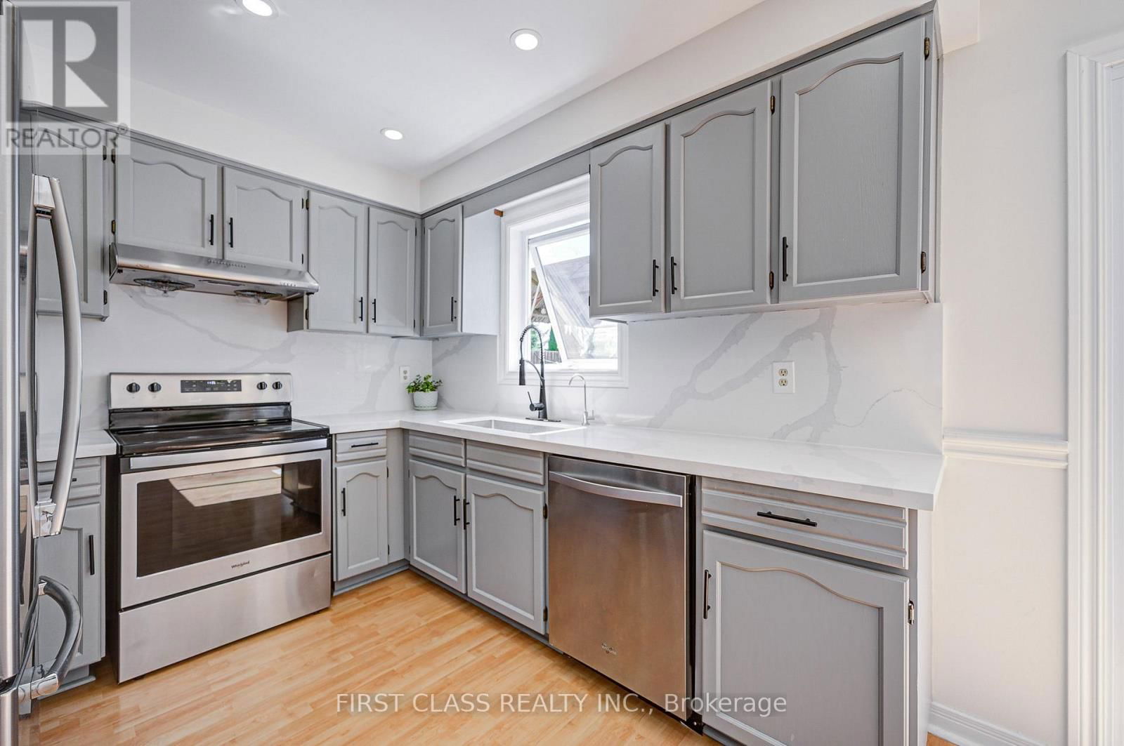 199 MILLER PARK AVENUE Image 20