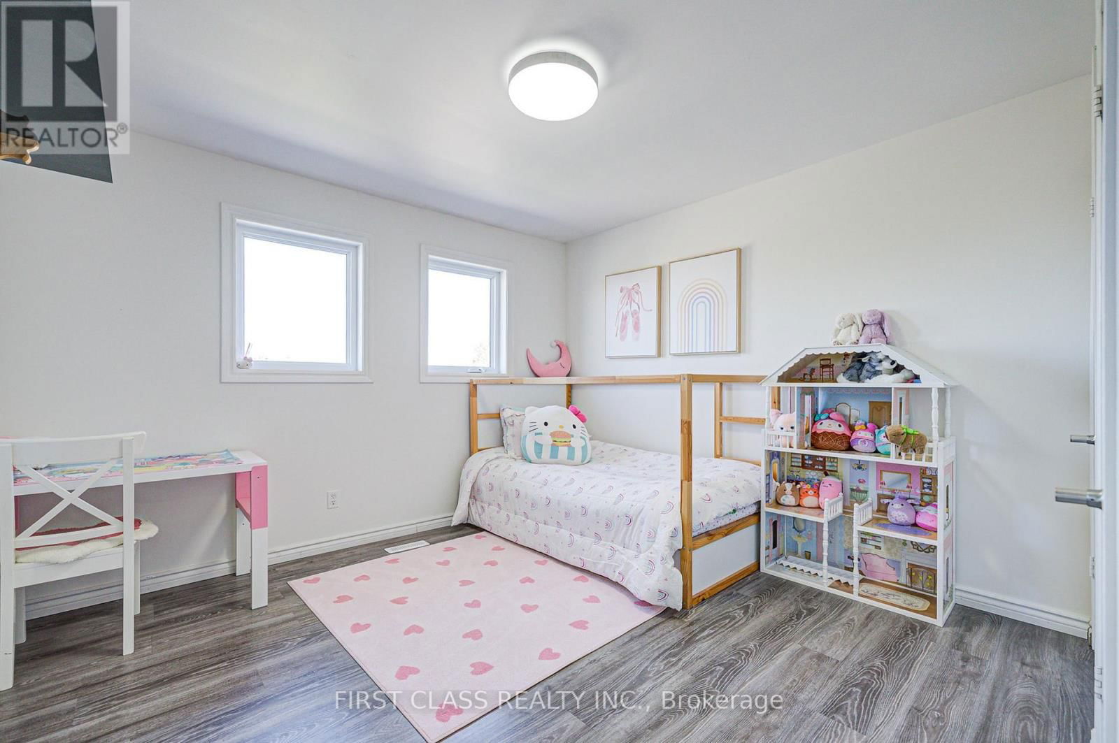 199 MILLER PARK AVENUE Image 34