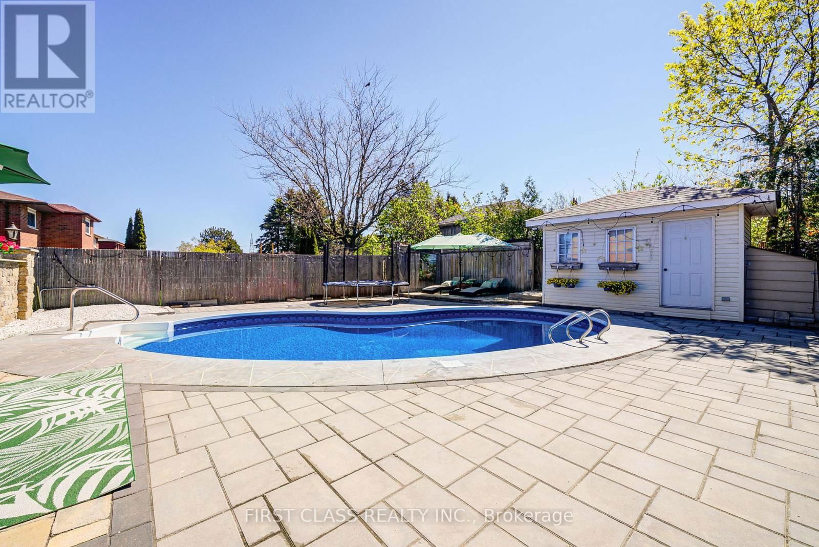 199 MILLER PARK AVENUE Image 45