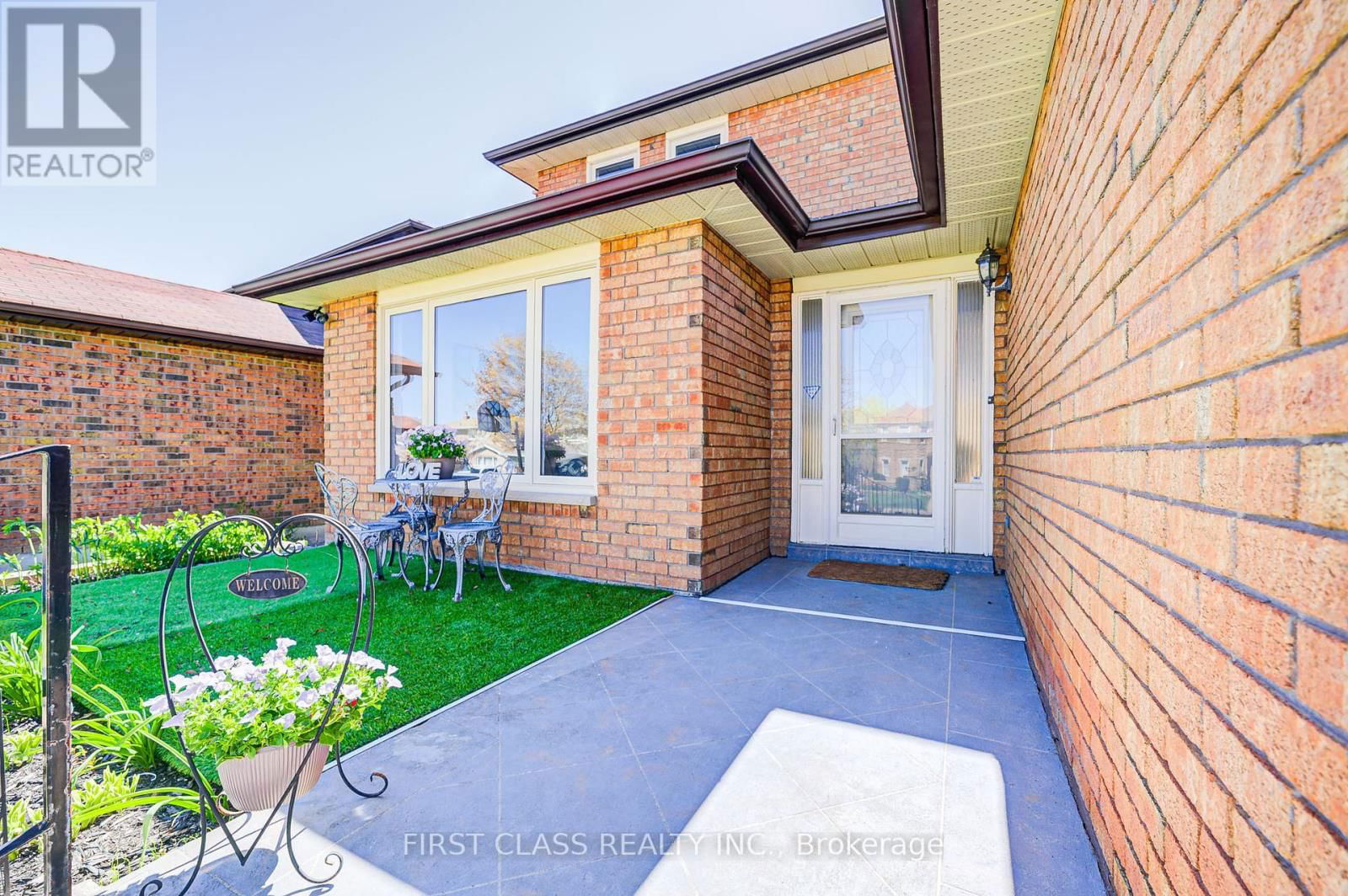 199 MILLER PARK AVENUE Image 5