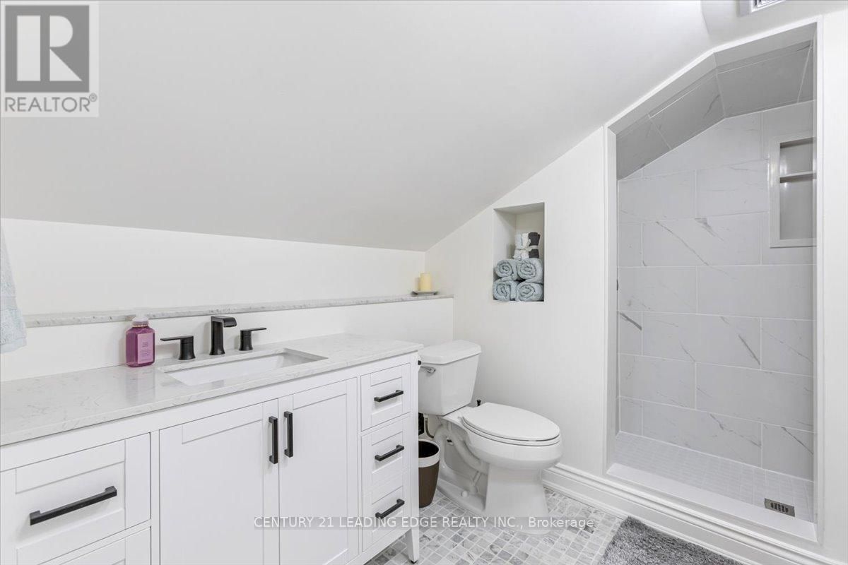 14 ALEXANDER HUNTER PLACE Image 15