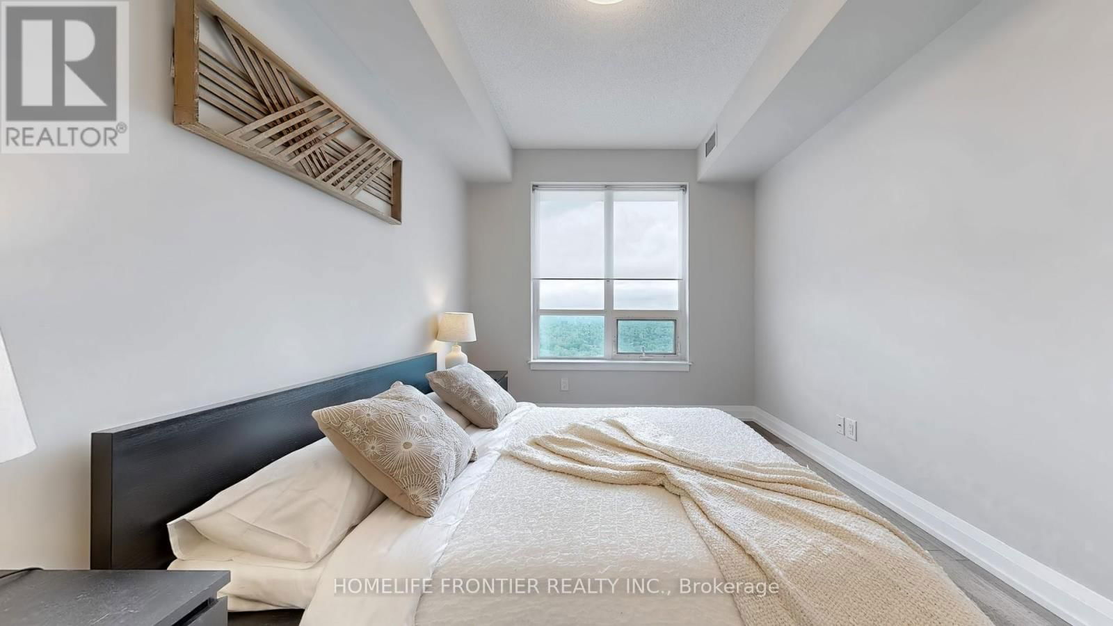 2528 - 7161 YONGE STREET Image 19