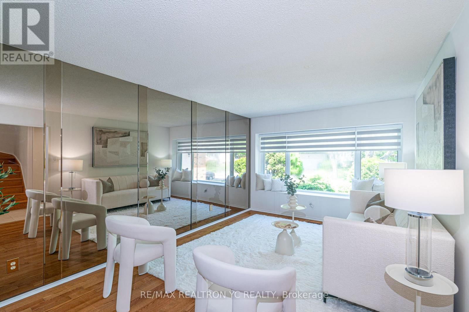 19 BRECKONWOOD CRESCENT Image 9