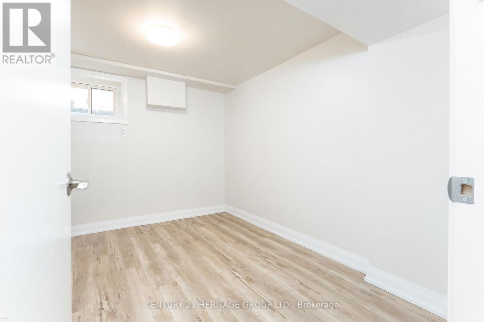113 CRONE COURT Image 16
