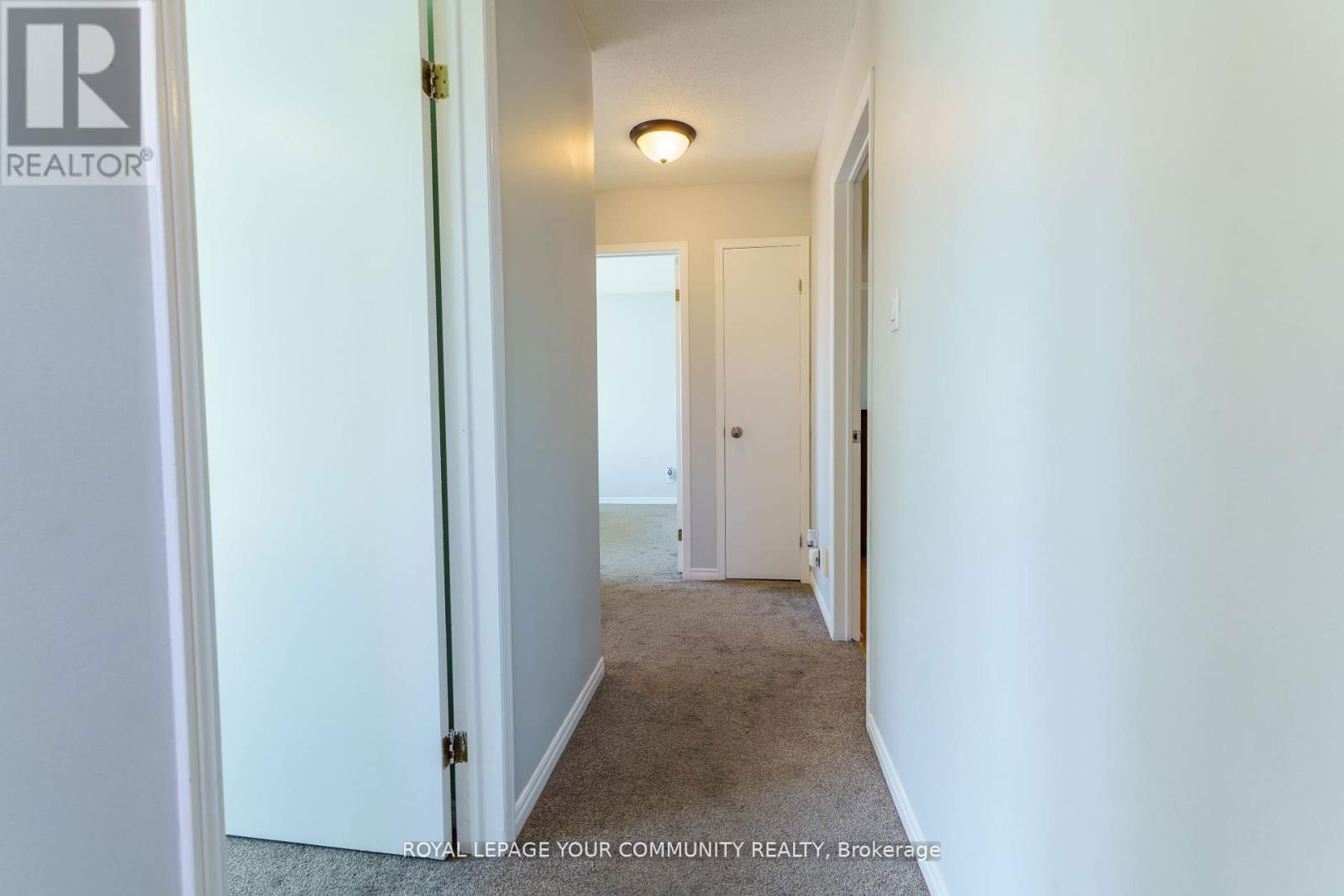 6 OAKMEADOW BOULEVARD Image 18