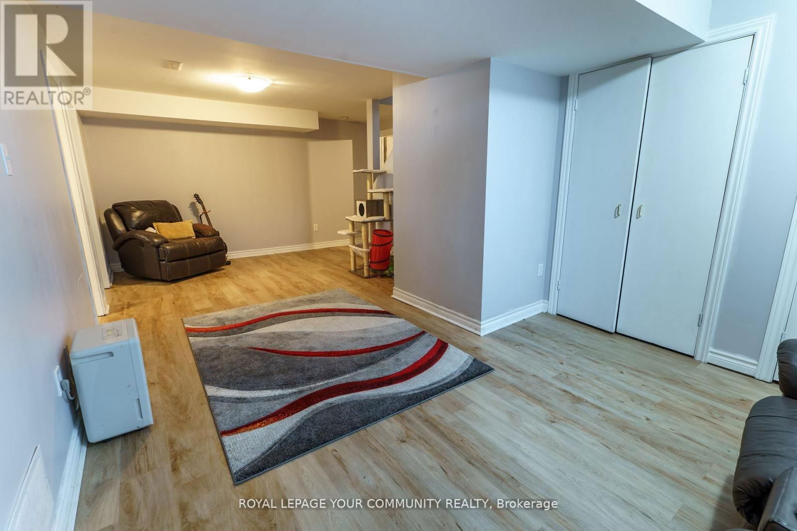 6 OAKMEADOW BOULEVARD Image 20