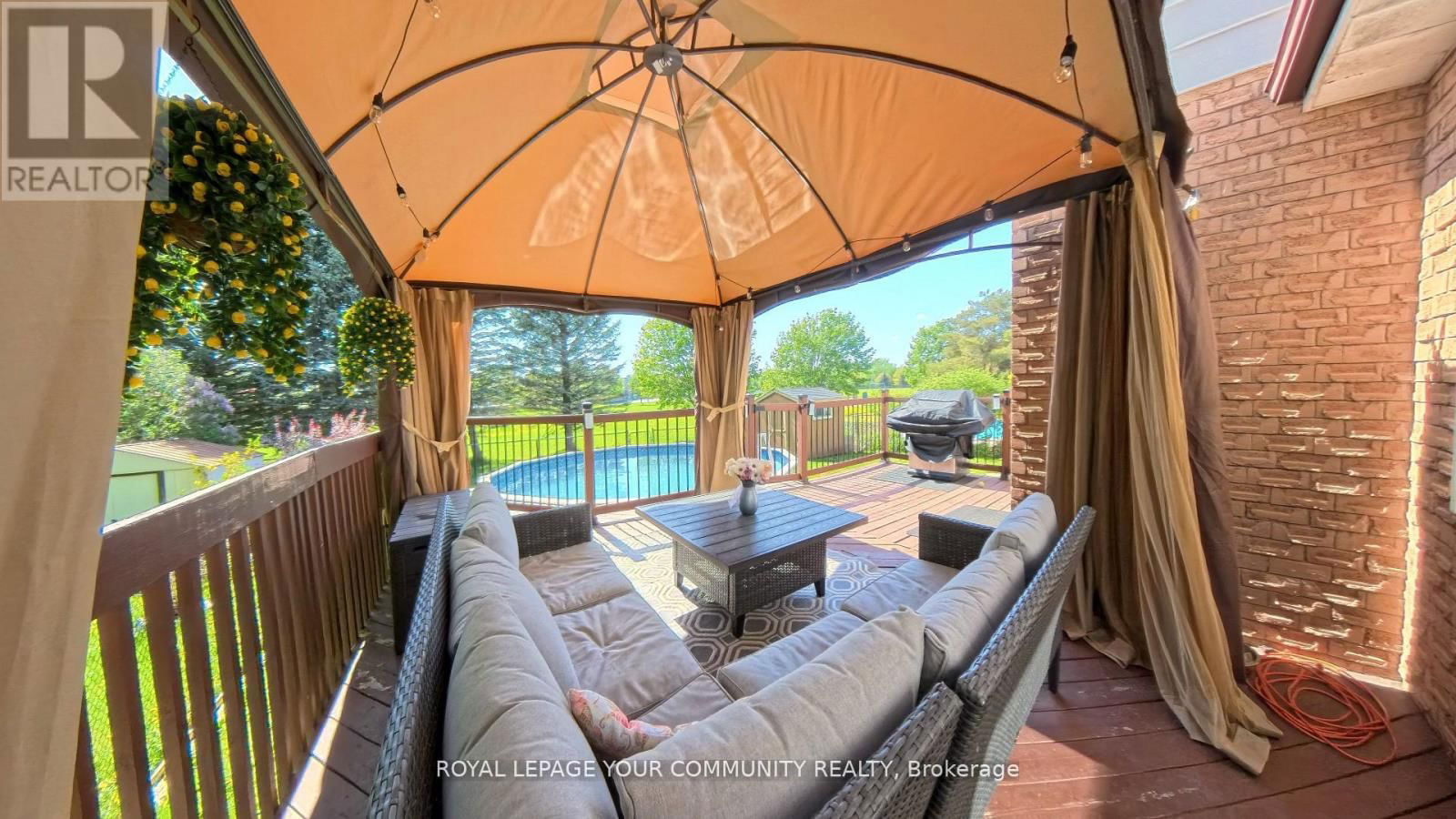 6 OAKMEADOW BOULEVARD Image 26