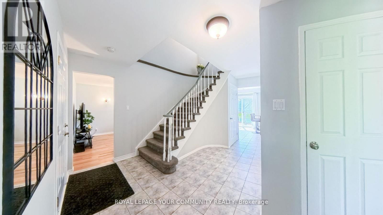 6 OAKMEADOW BOULEVARD Image 4
