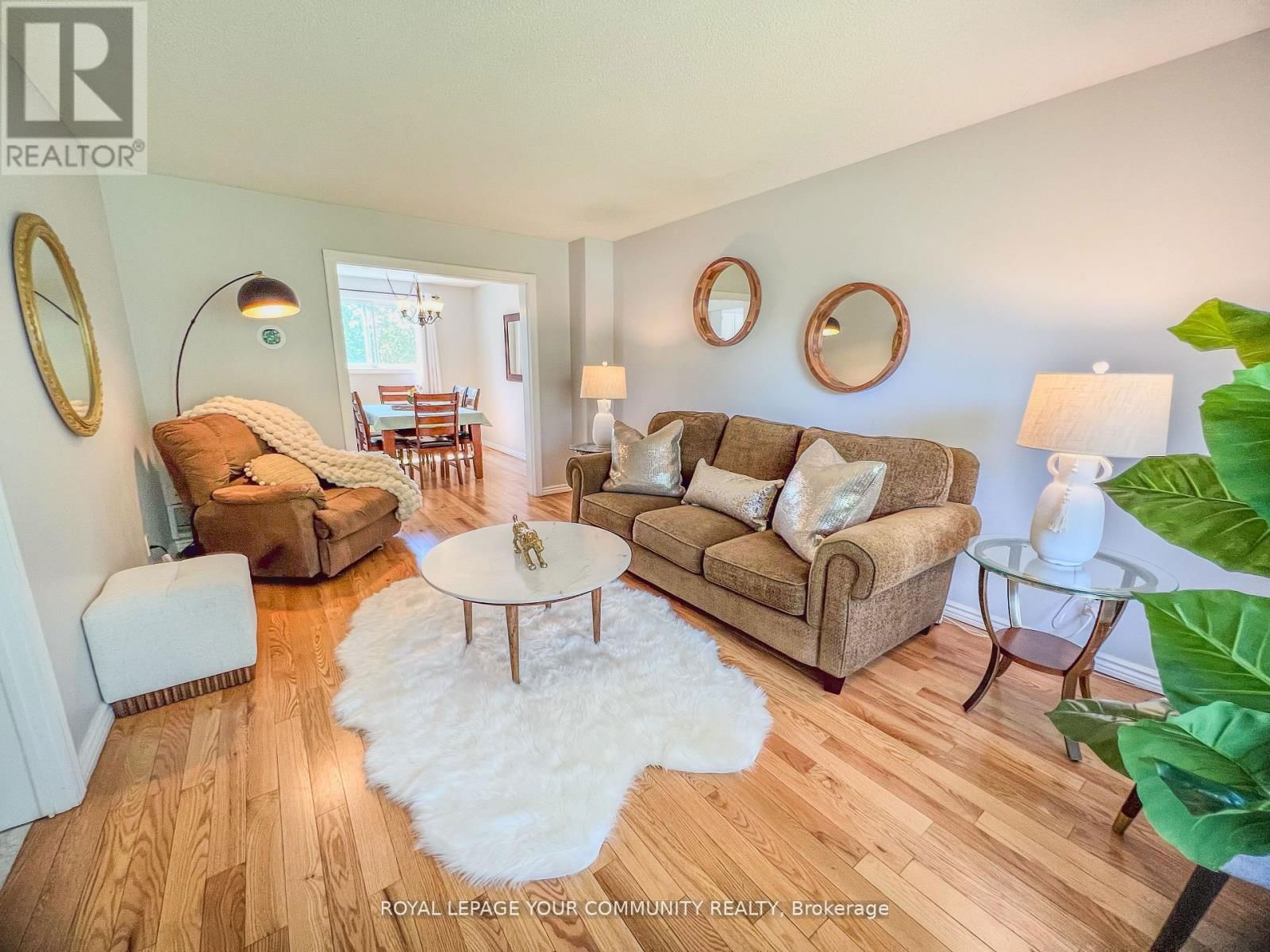 6 OAKMEADOW BOULEVARD Image 5