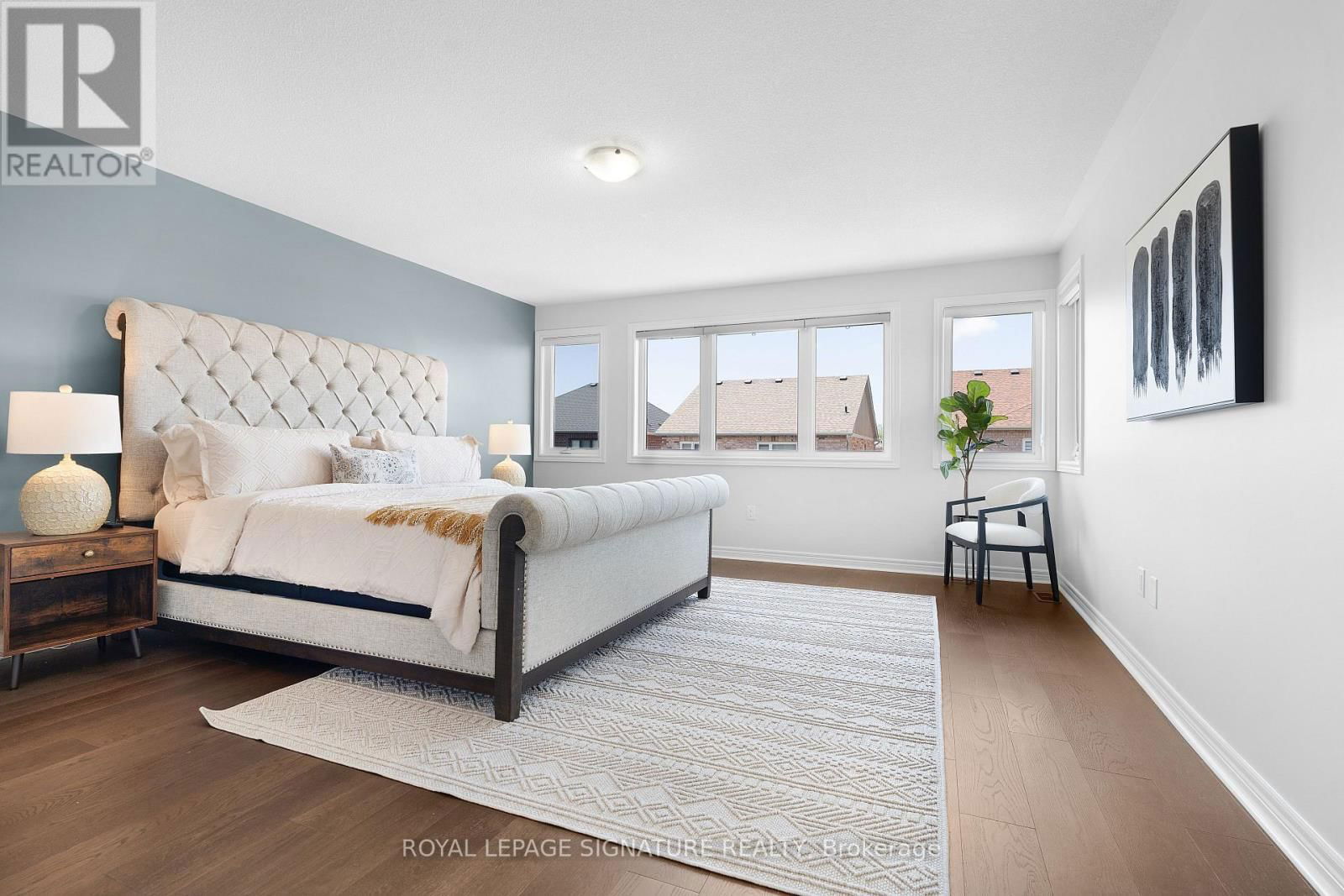 135 MCDONNELL CRESCENT Image 32