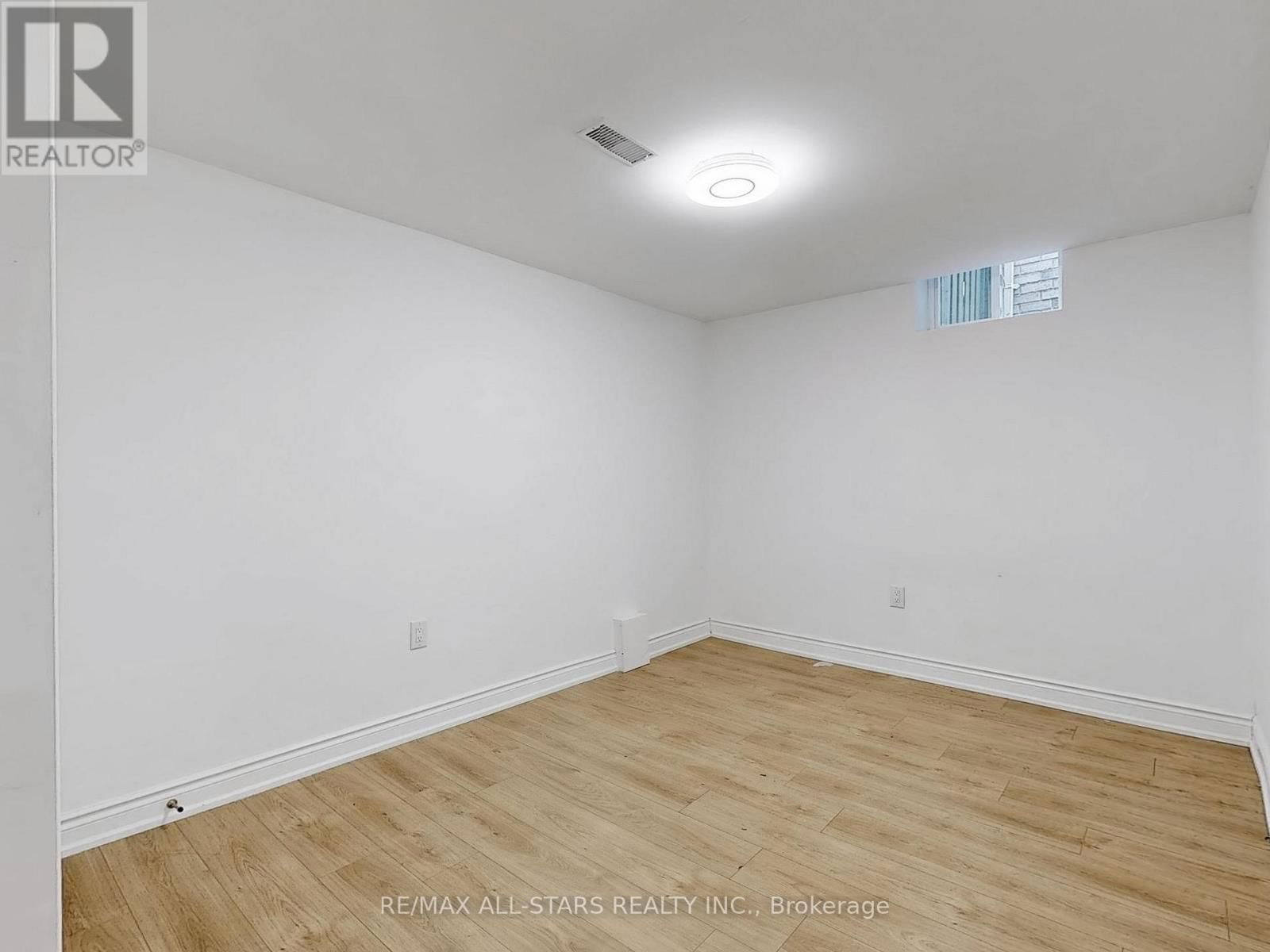 374 GILPIN DRIVE Image 42
