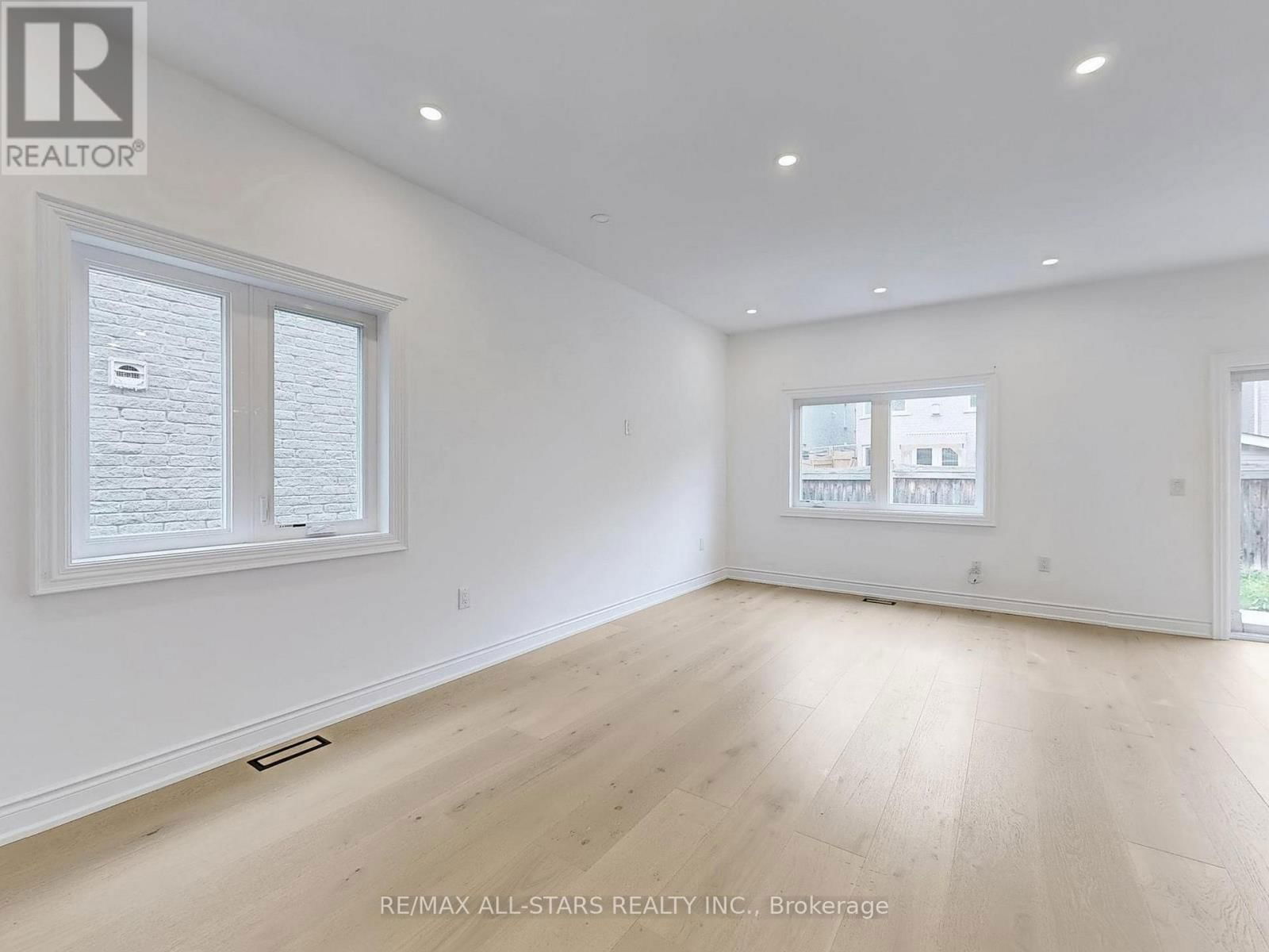 374 GILPIN DRIVE Image 5