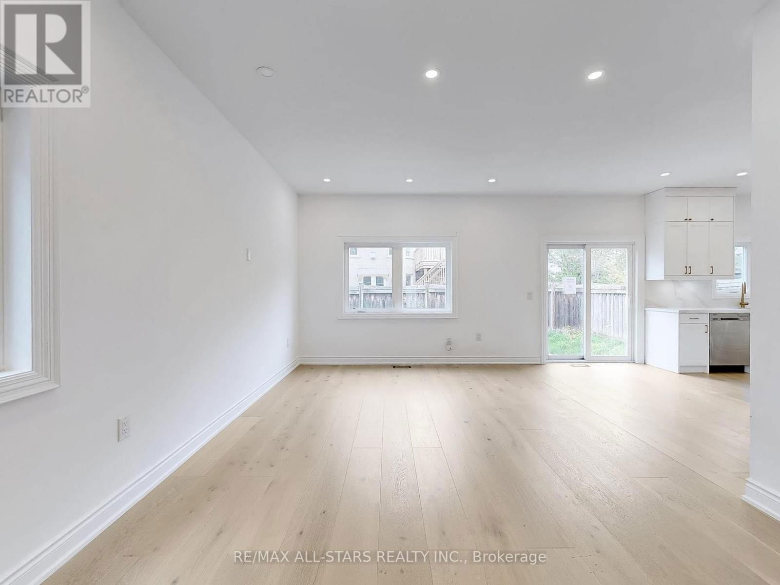 374 GILPIN DRIVE Image 6
