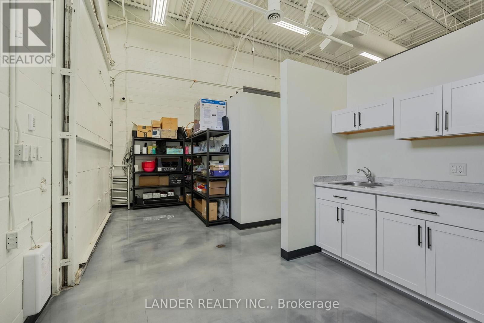 4 - 110 PONY DRIVE Image 26