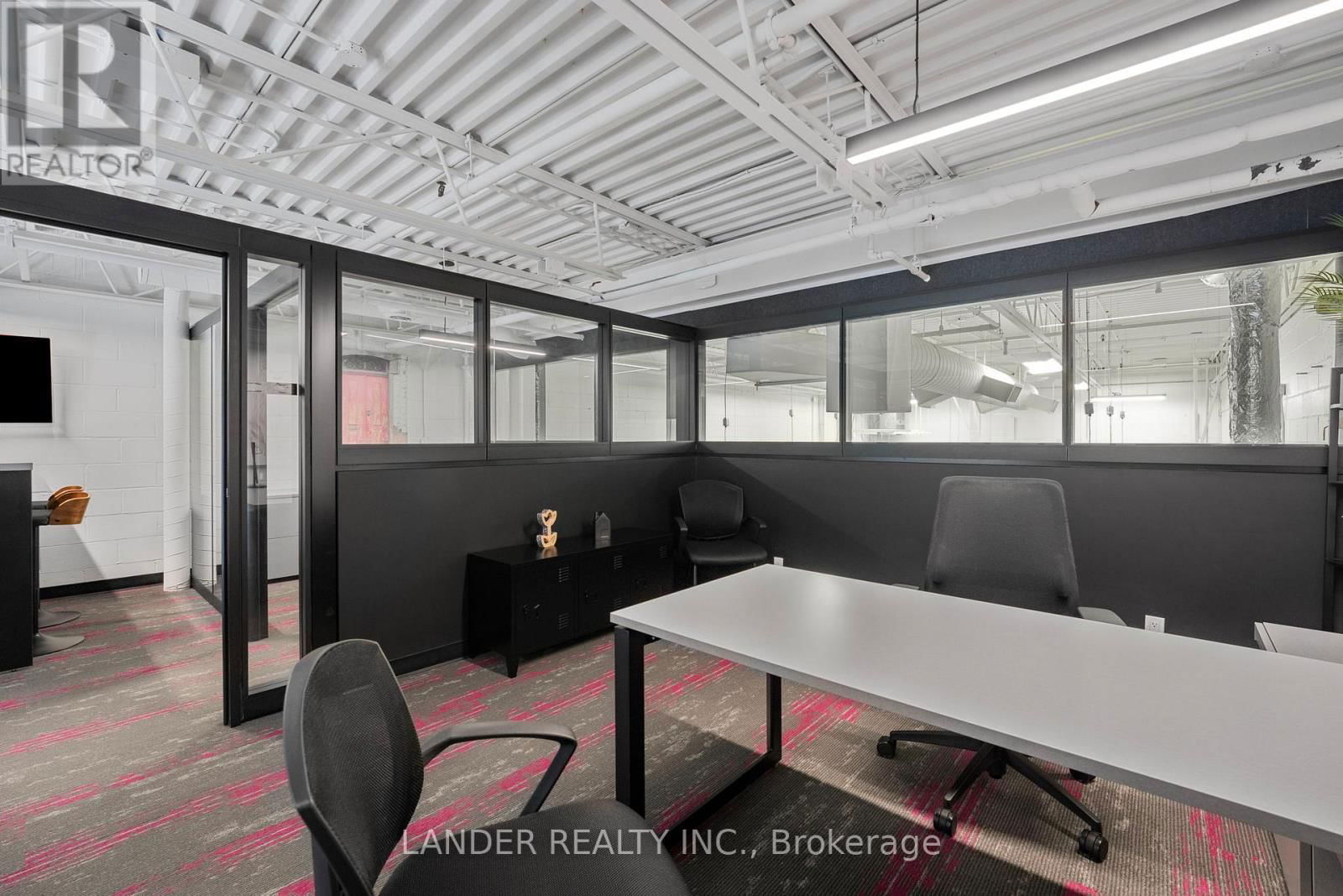 4 - 110 PONY DRIVE Image 35