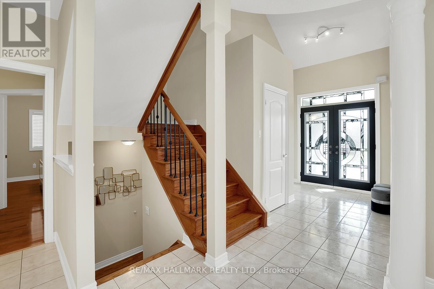 58 SHADOW FALLS DRIVE Image 16