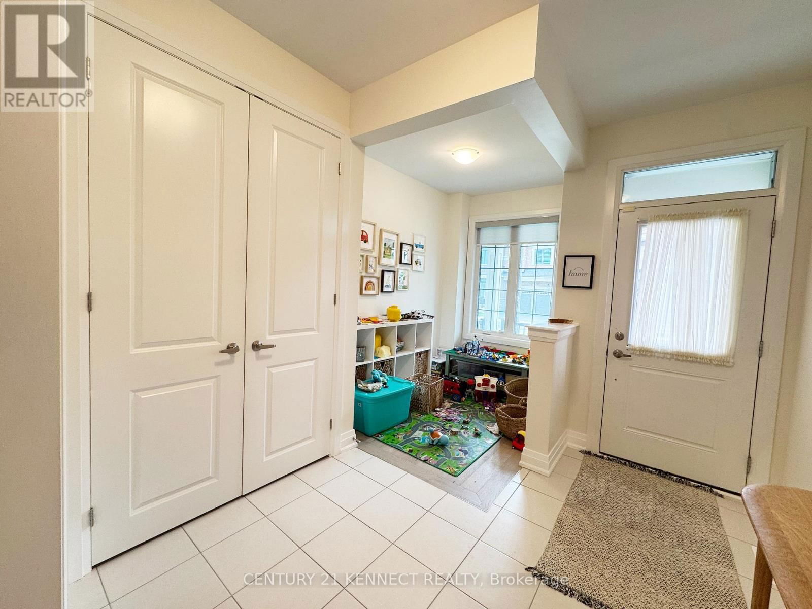 16 CECIL SINCLAIR DRIVE Image 2