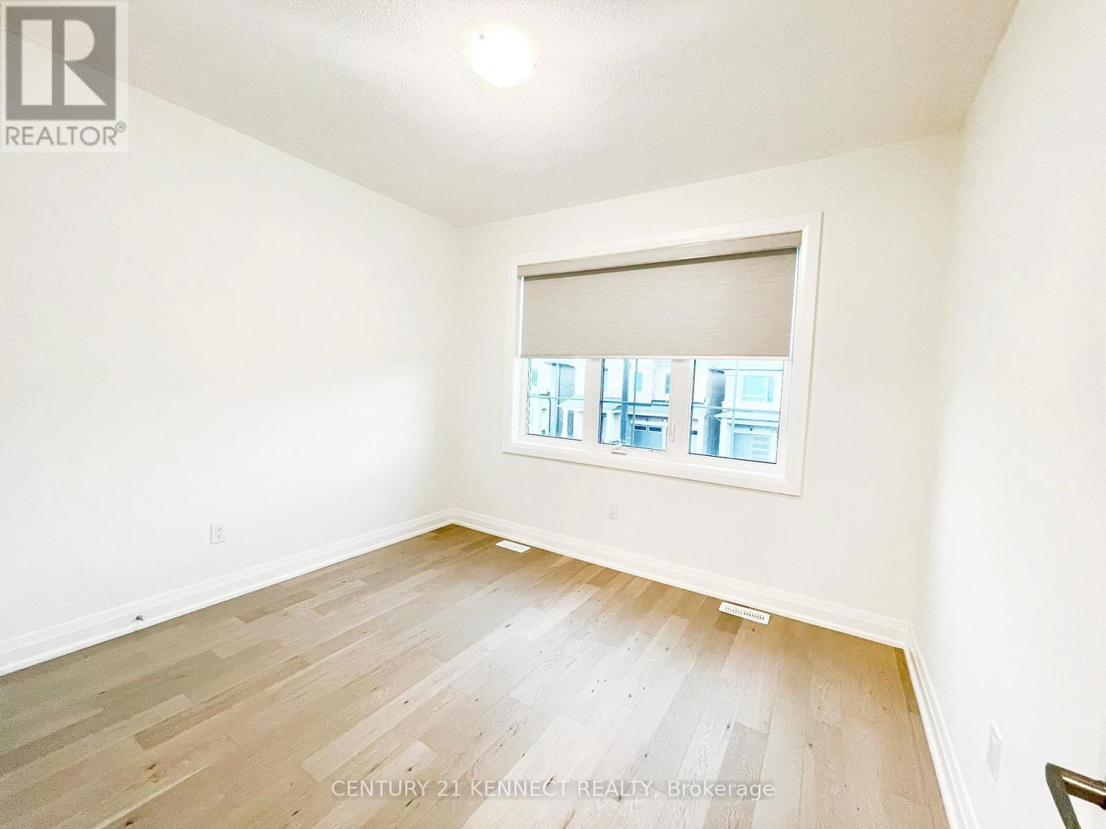 16 CECIL SINCLAIR DRIVE Image 21