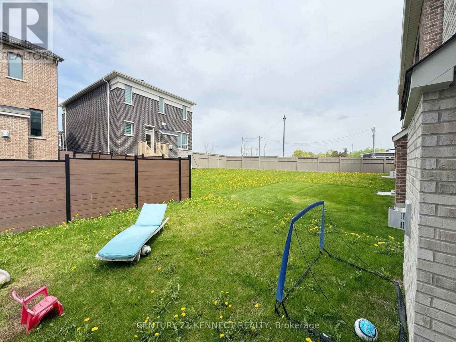 16 CECIL SINCLAIR DRIVE Image 26