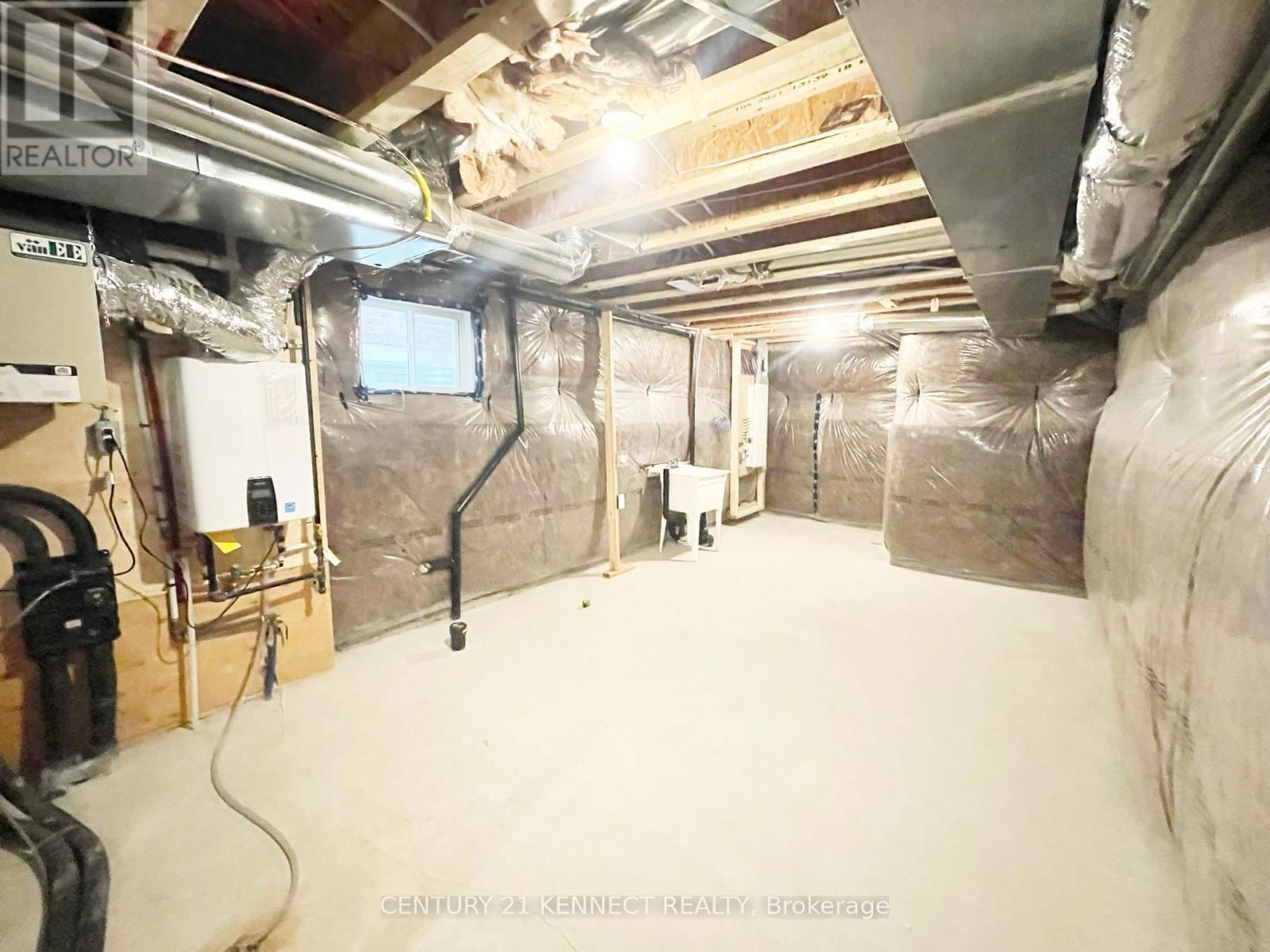 16 CECIL SINCLAIR DRIVE Image 28
