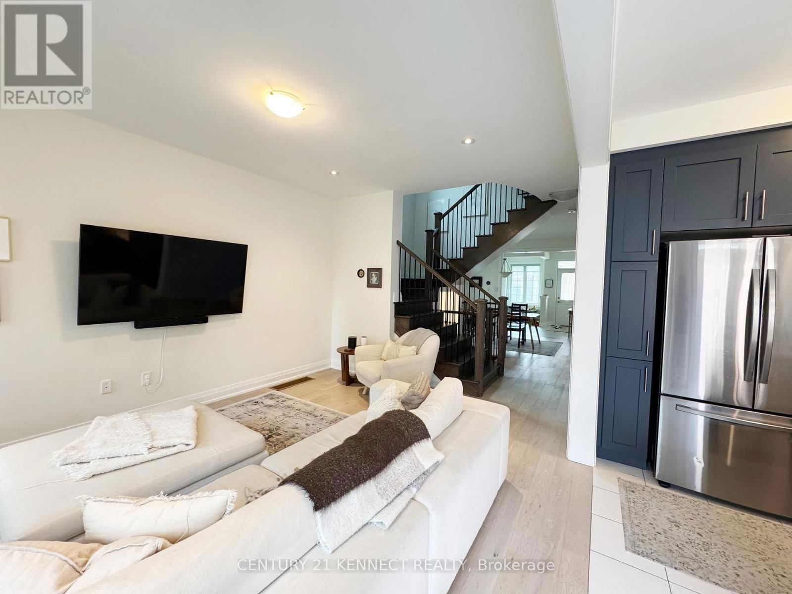16 CECIL SINCLAIR DRIVE Image 6
