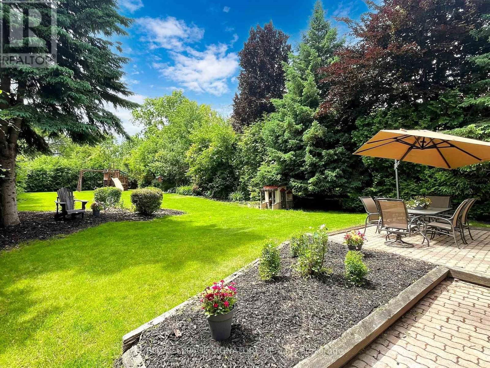 81 GARDEN AVENUE Image 33