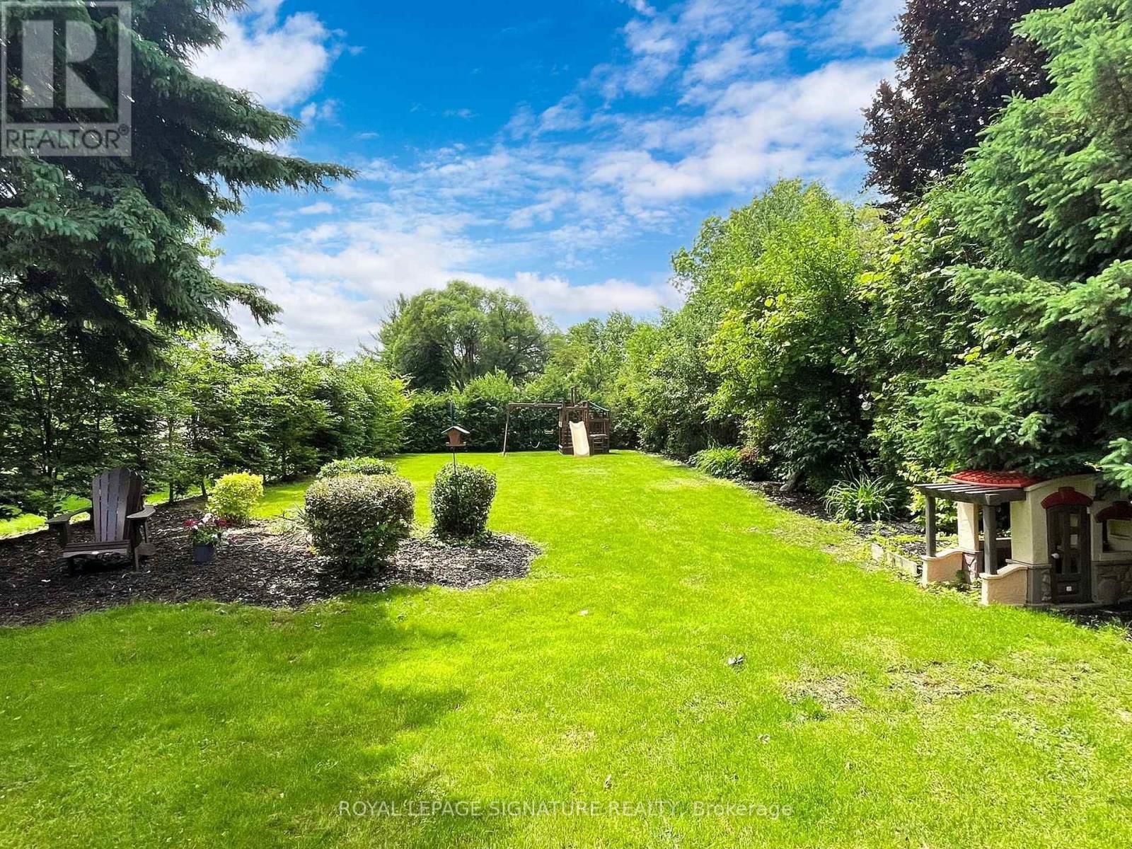 81 GARDEN AVENUE Image 34