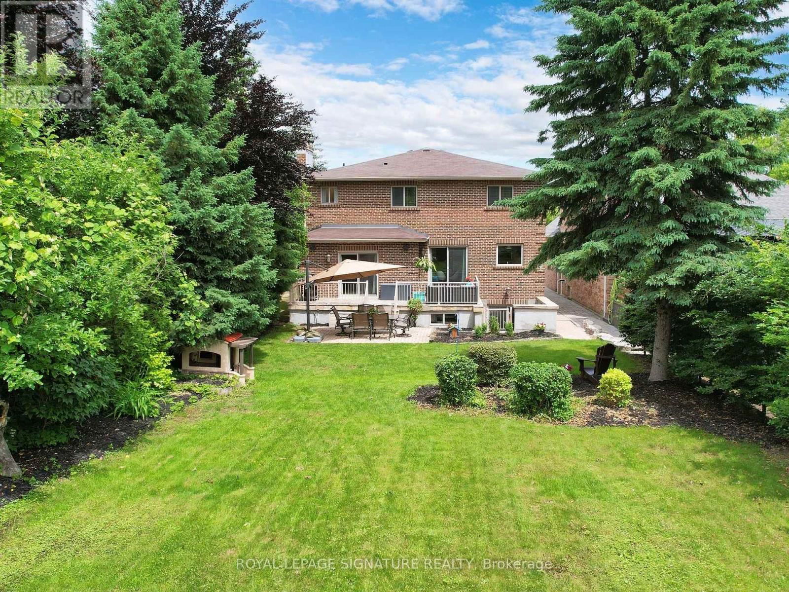 81 GARDEN AVENUE Image 36