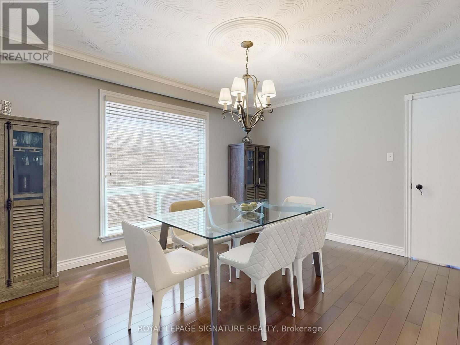 81 GARDEN AVENUE Image 7