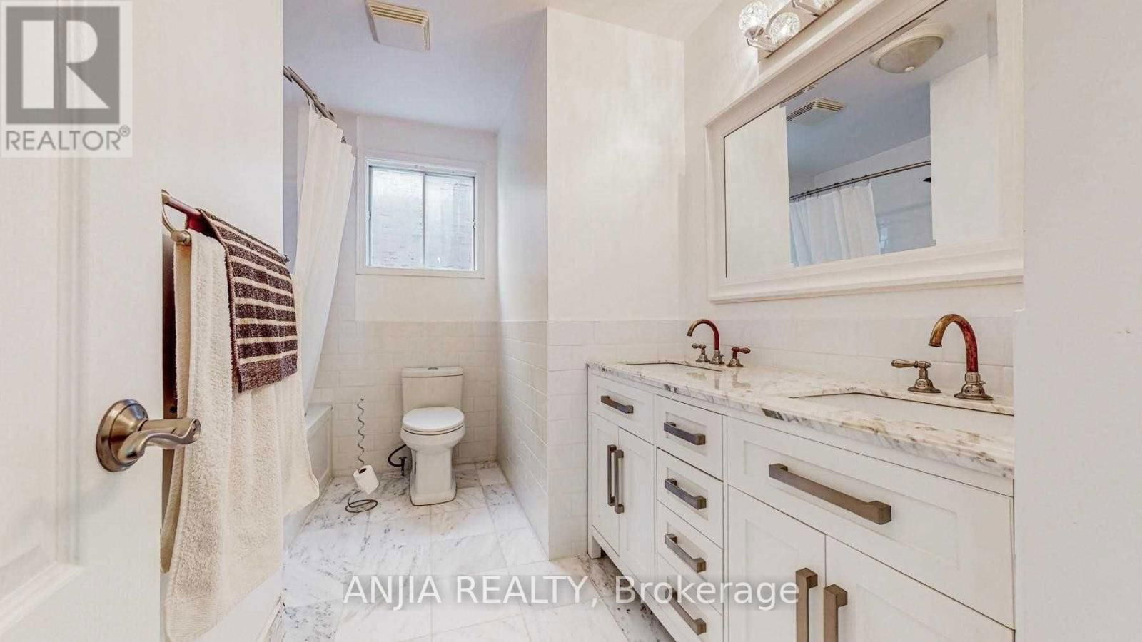 39 HEATHERTON WAY Image 5