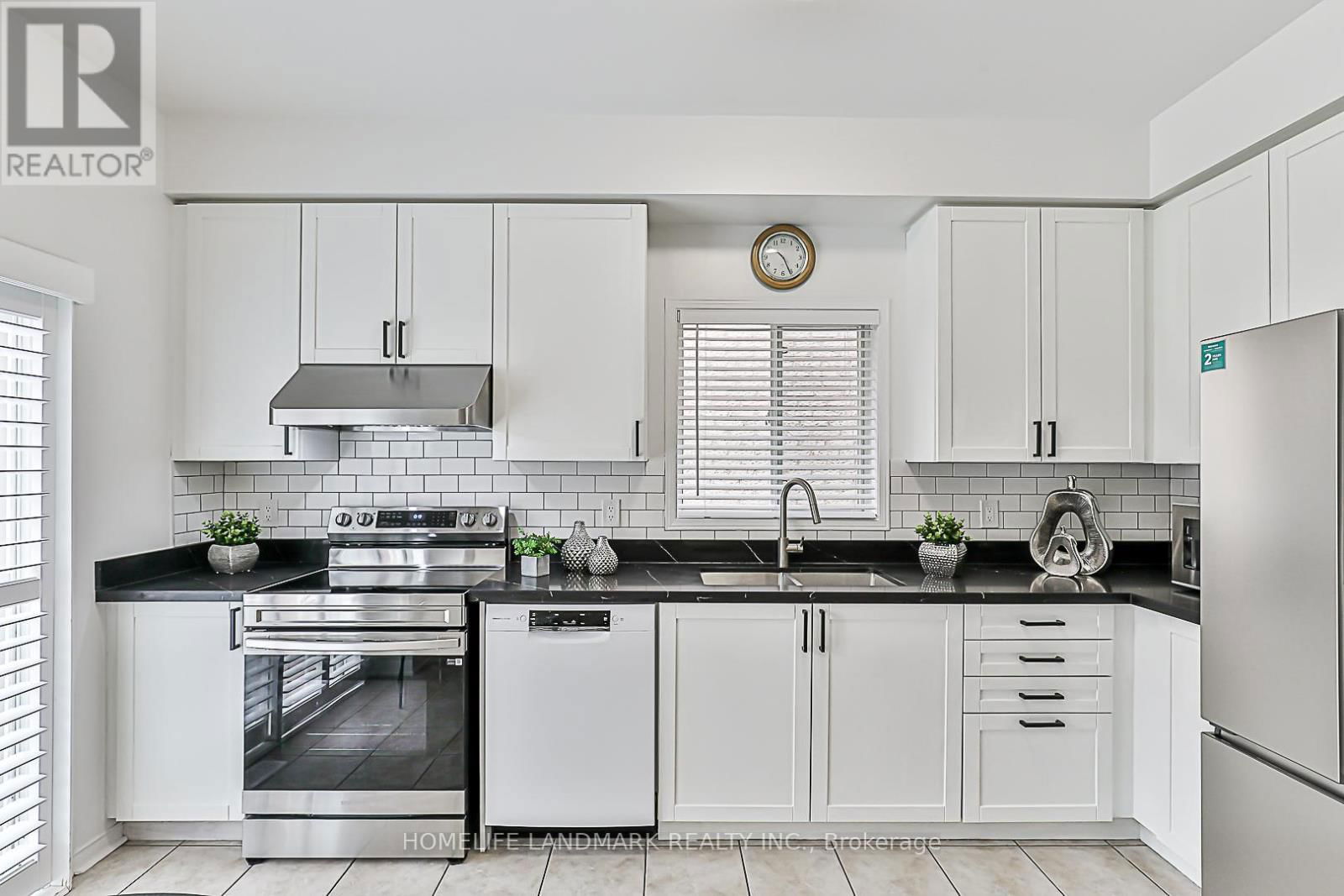 112 ORCHARD HILL BOULEVARD Image 14