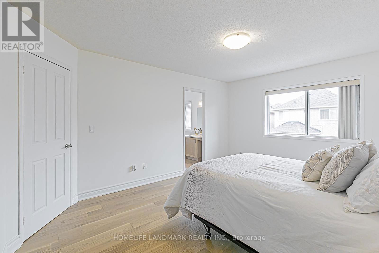 112 ORCHARD HILL BOULEVARD Image 23