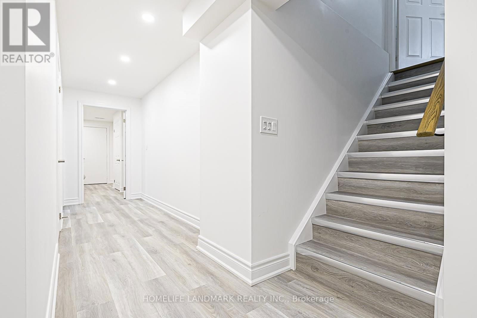 112 ORCHARD HILL BOULEVARD Image 37