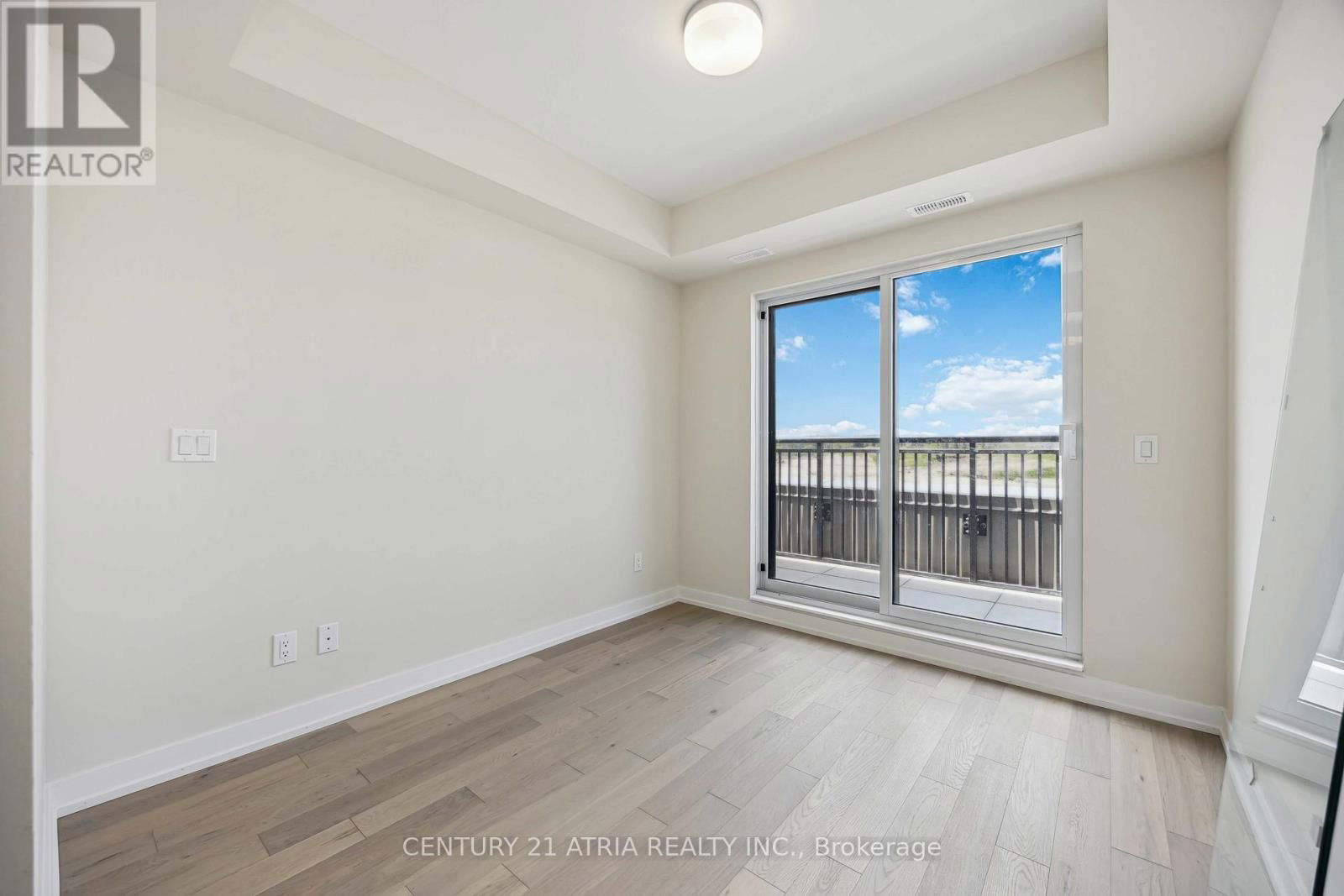 202 - 65 SAIGON DRIVE Image 15