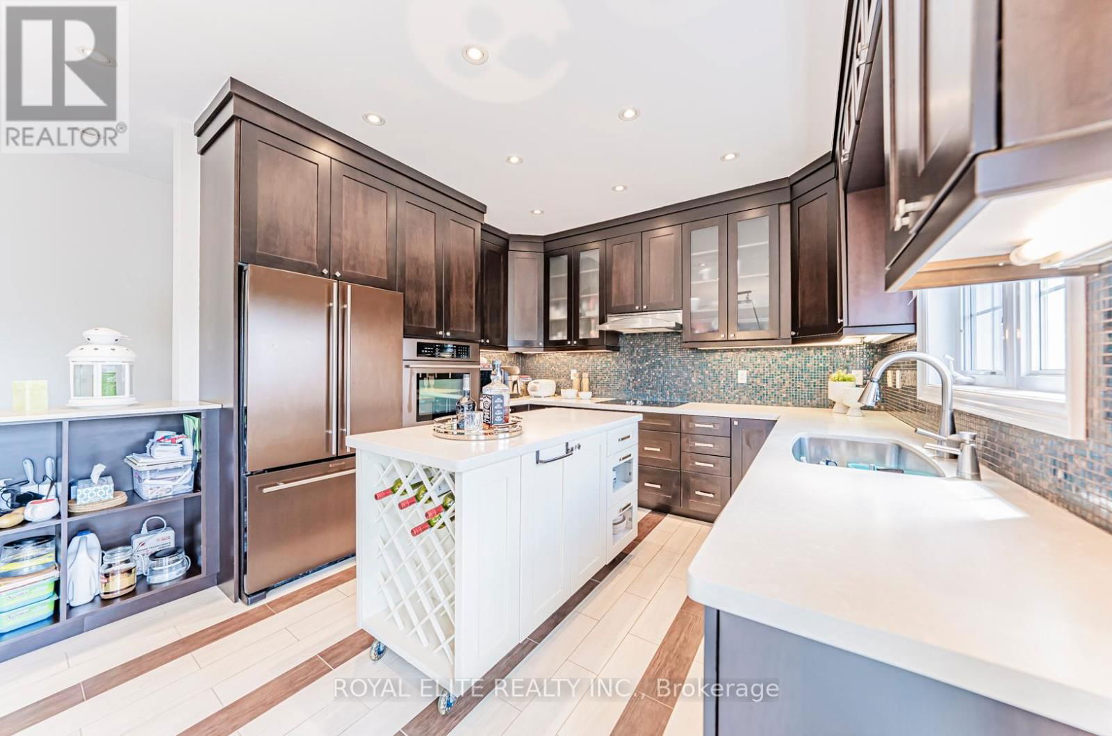 4 ALHART STREET Image 15