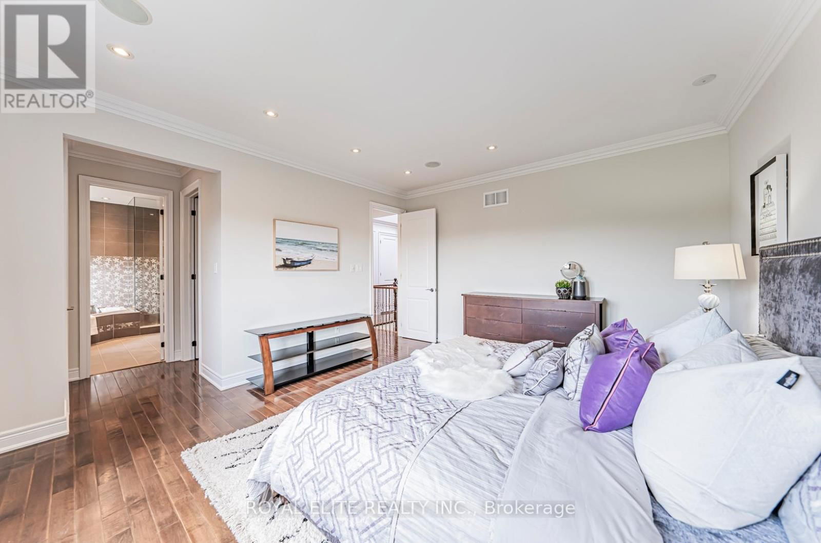 4 ALHART STREET Image 26
