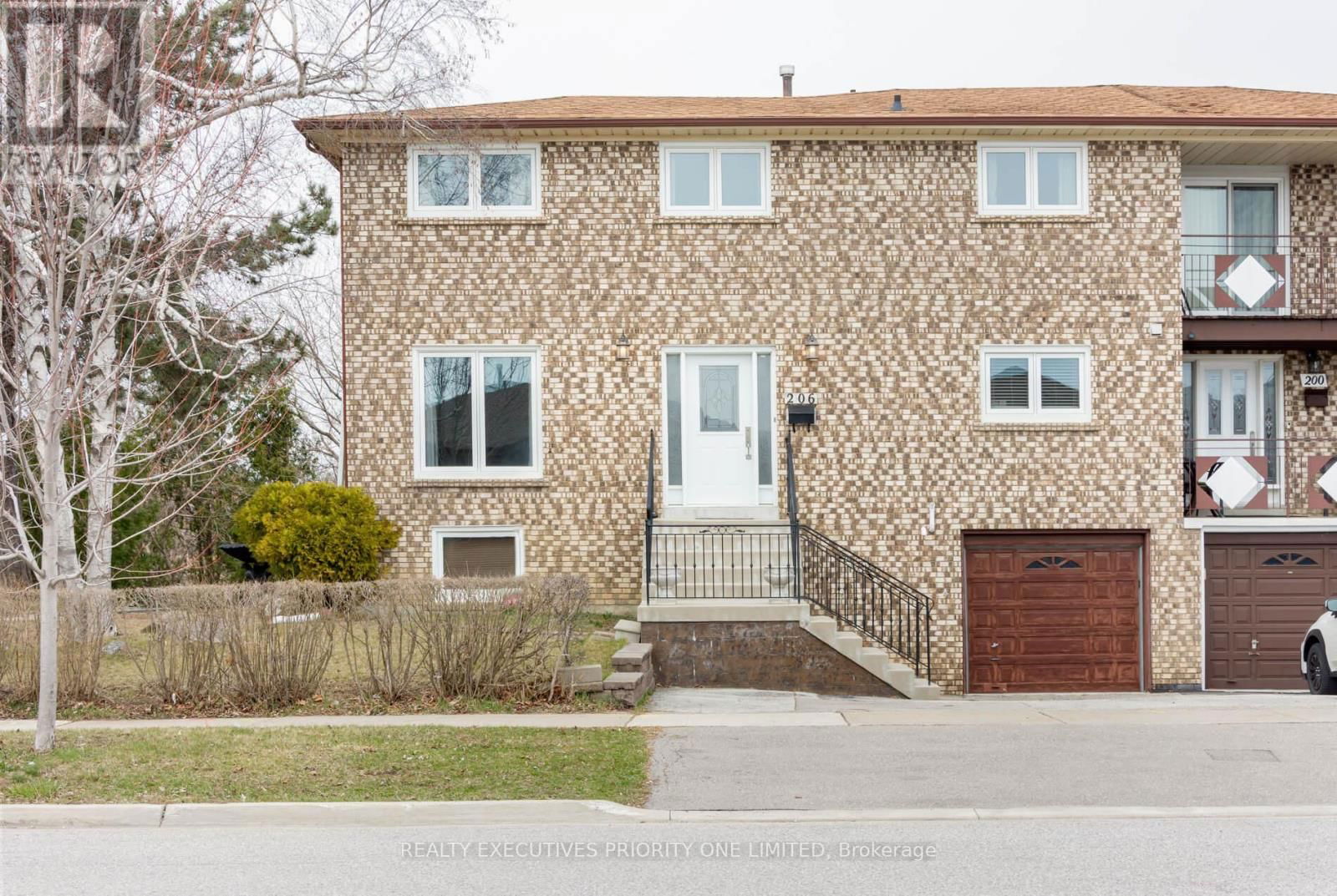 206 ANDREW PARK Image 2