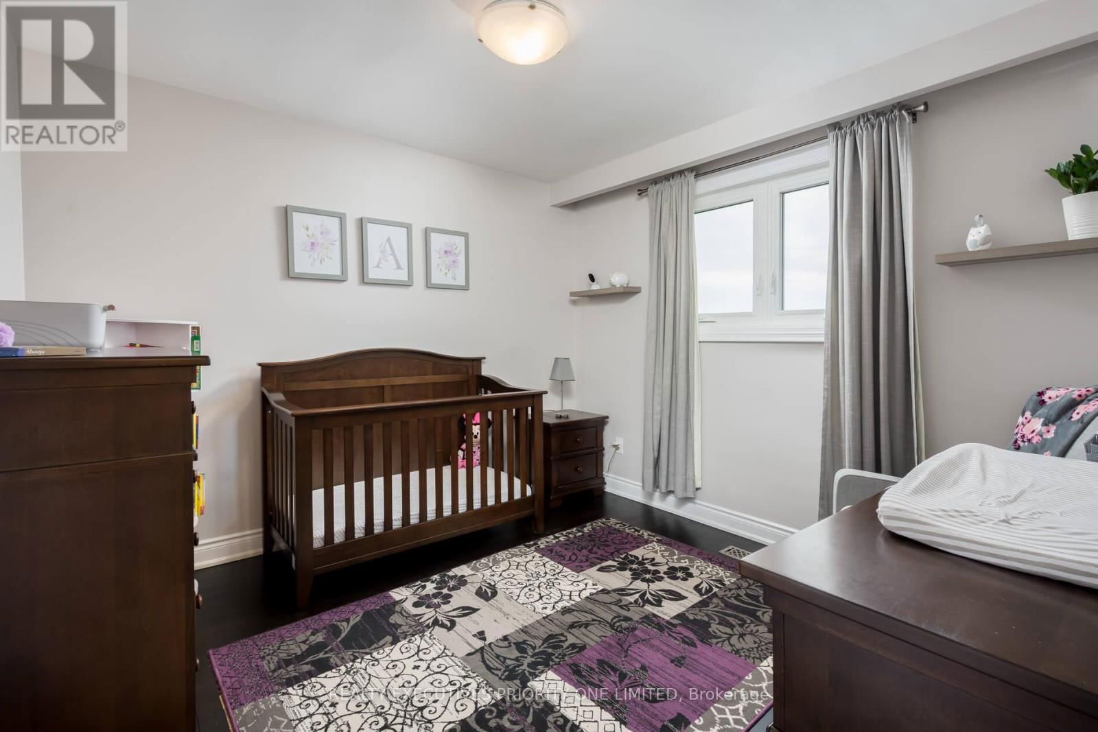 206 ANDREW PARK Image 22