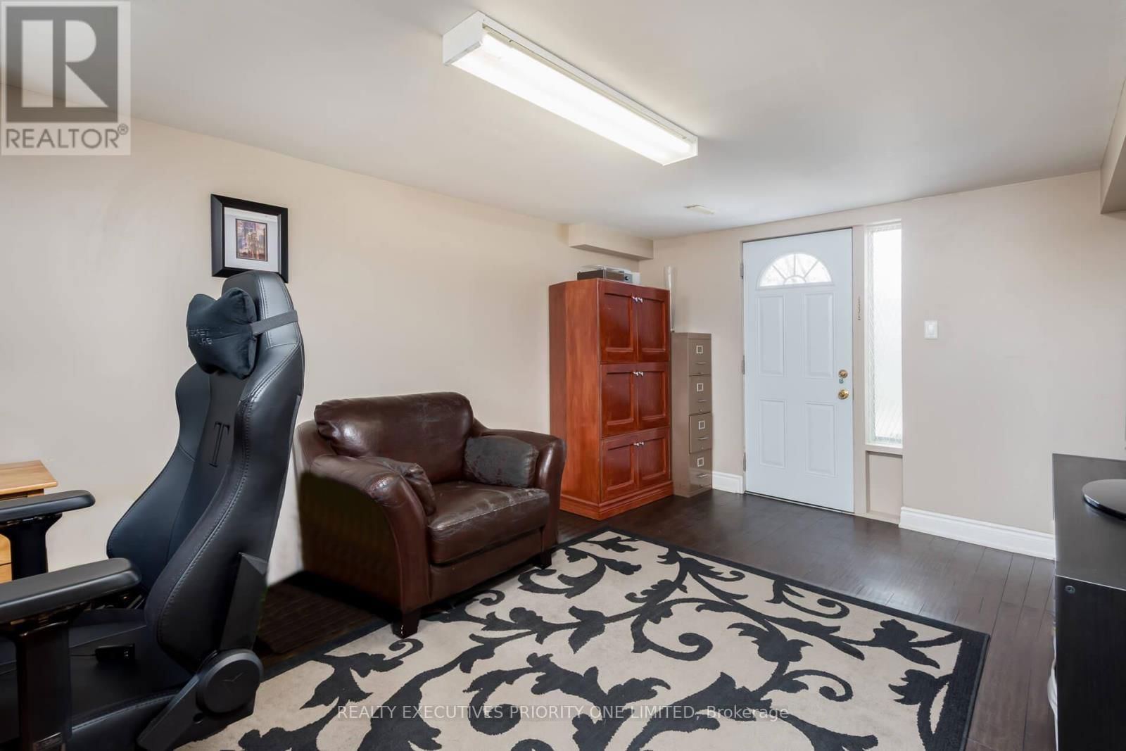 206 ANDREW PARK Image 23