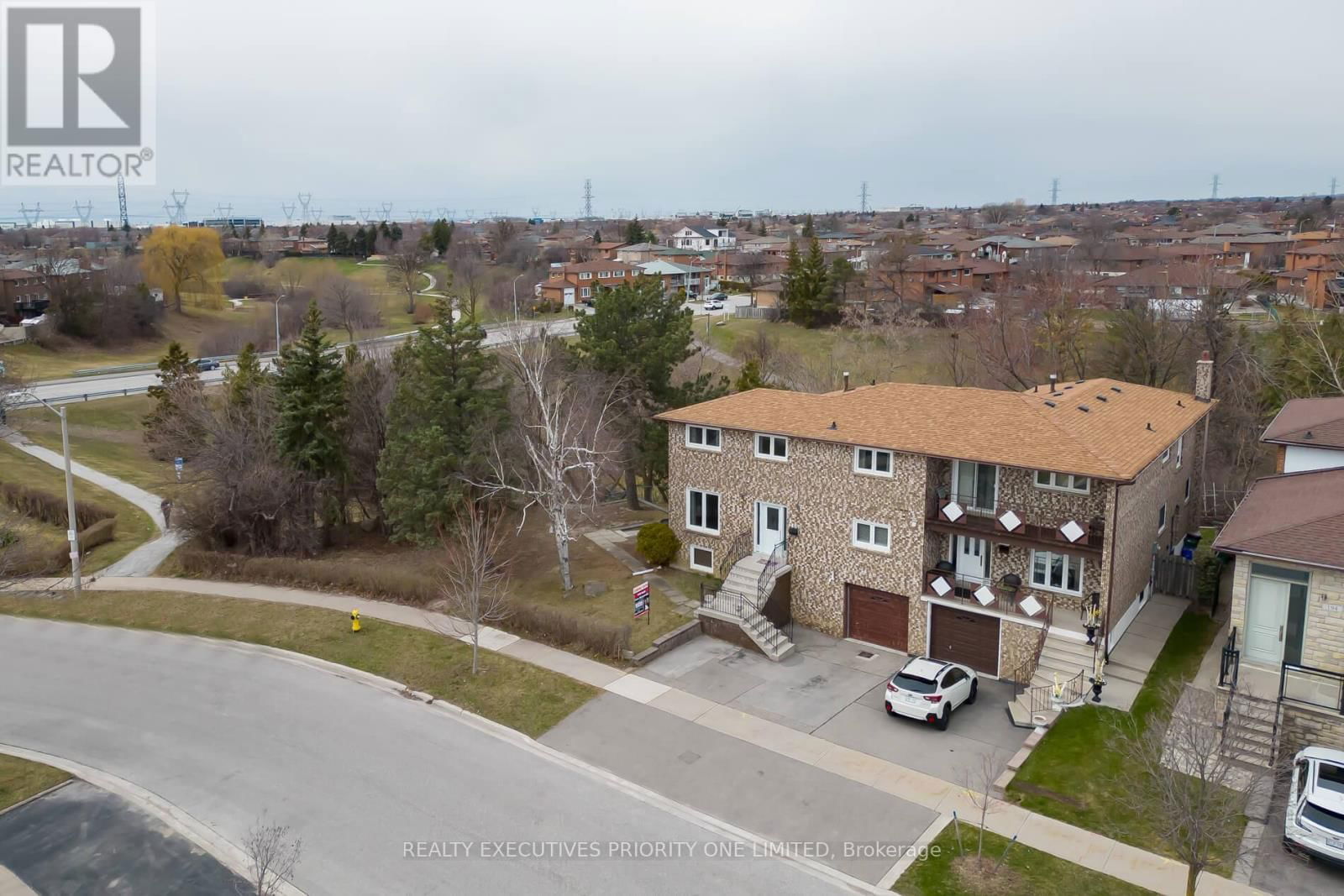 206 ANDREW PARK Image 36