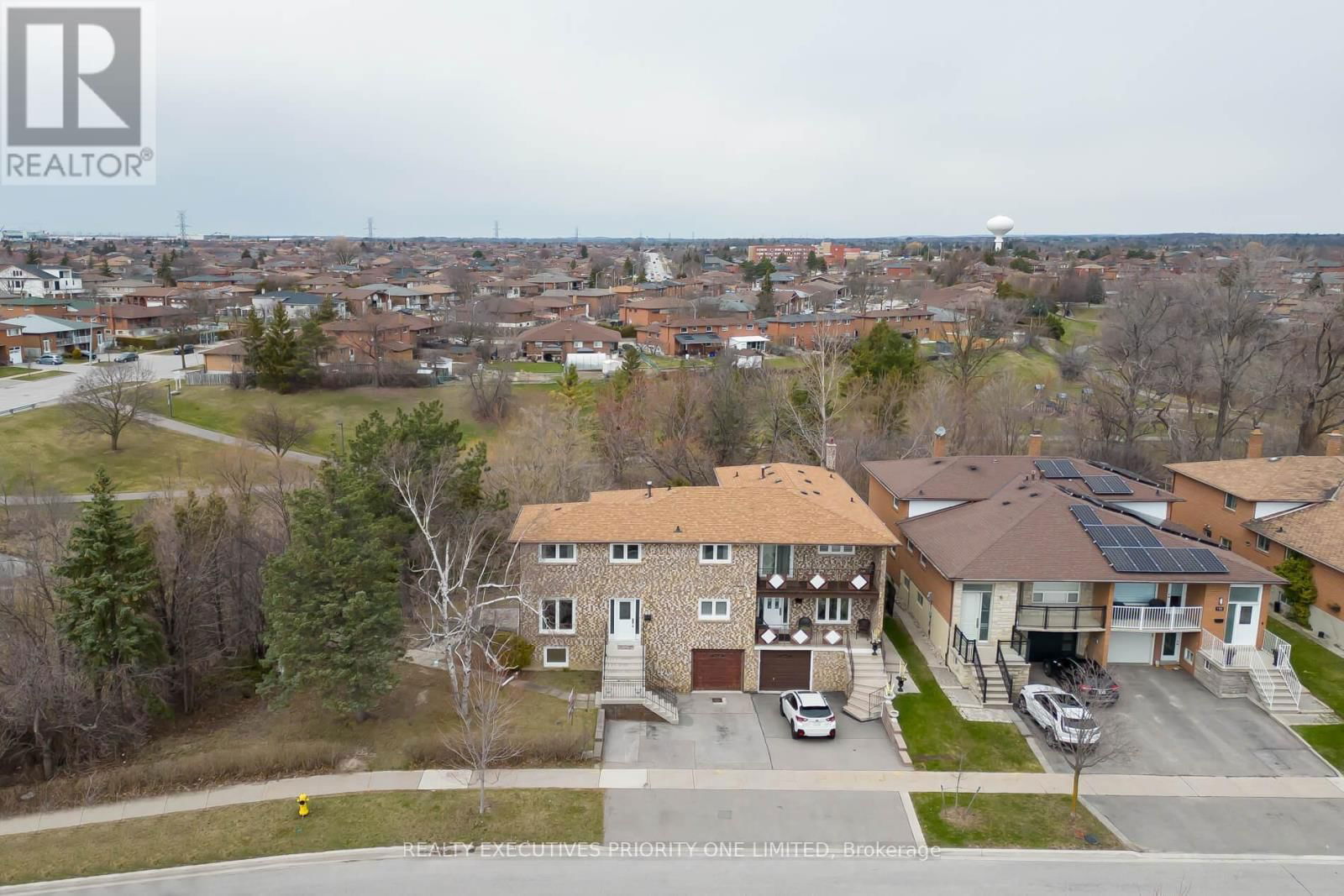 206 ANDREW PARK Image 37