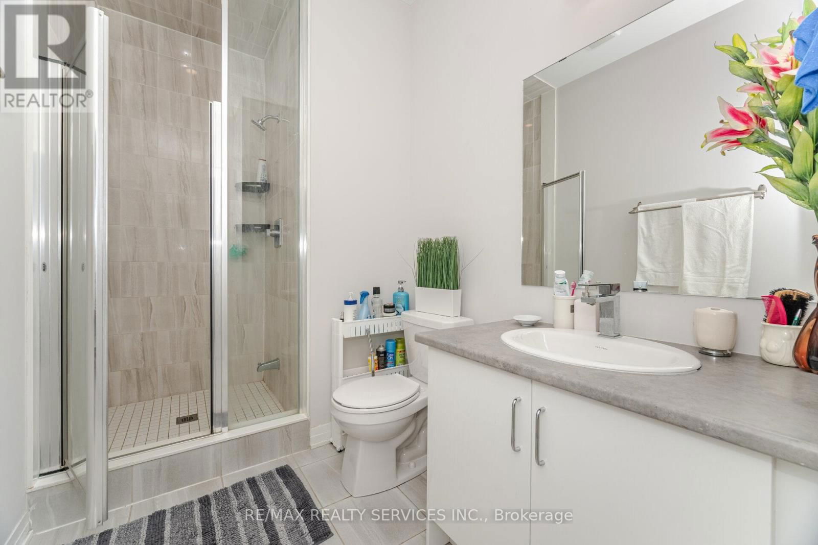 12 - 220 DISSETTE STREET Image 28