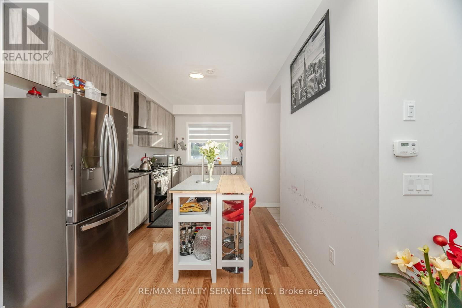 12 - 220 DISSETTE STREET Image 7