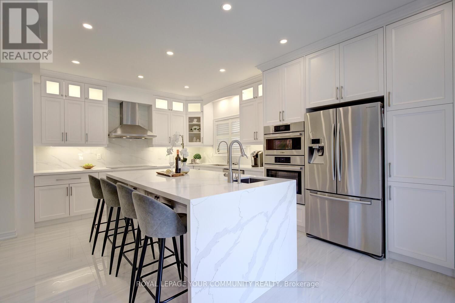 127 GOLDEN FOREST ROAD Image 15