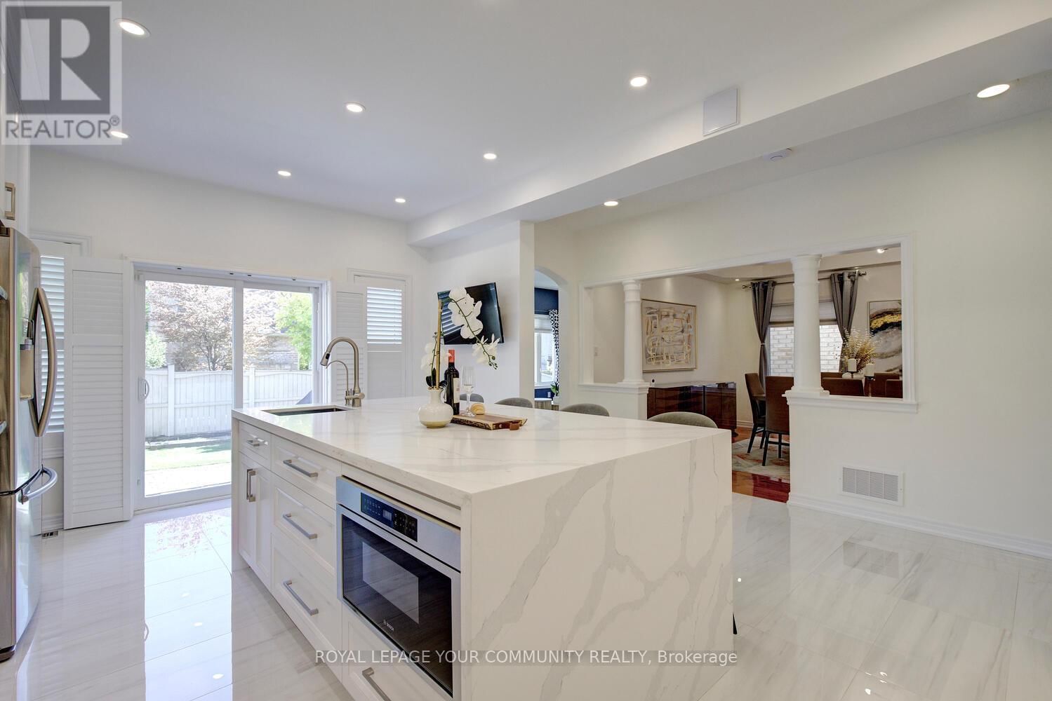 127 GOLDEN FOREST ROAD Image 18