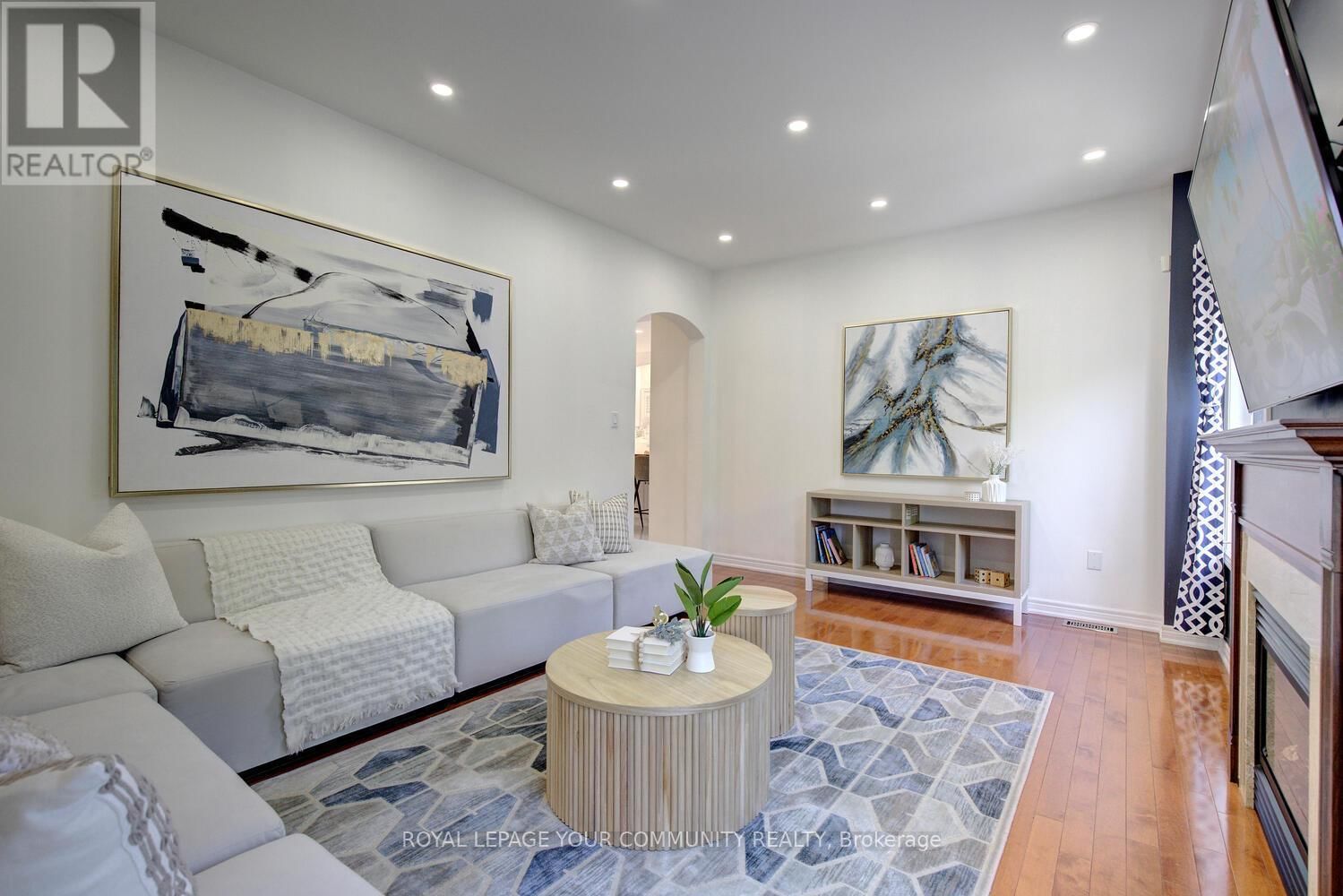 127 GOLDEN FOREST ROAD Image 23